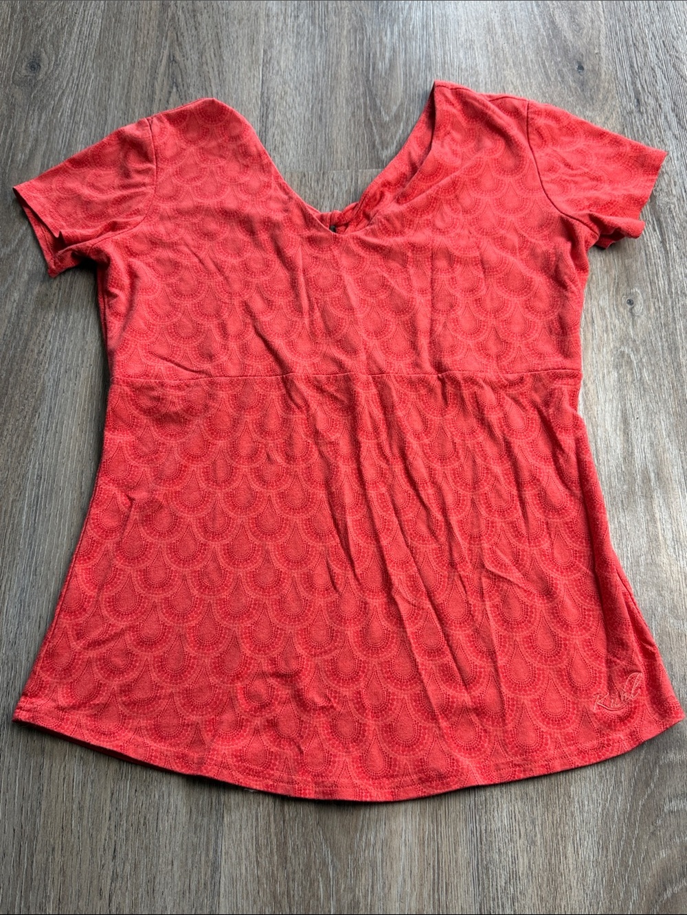 KÜHL Ruby Geometric Print V-Neck Short Sleeve Boho Top Size Medium